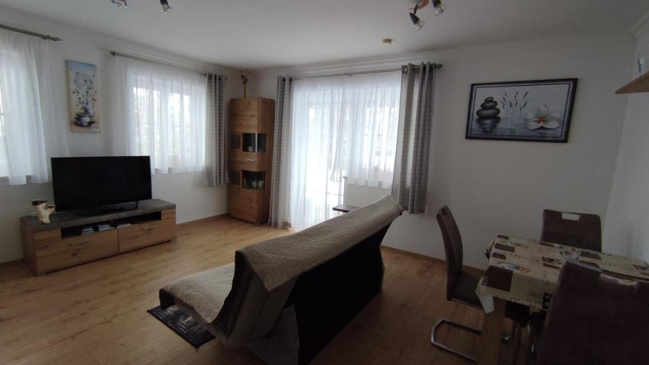 זיג Ferienwohnung Familie Stahl מראה חיצוני תמונה